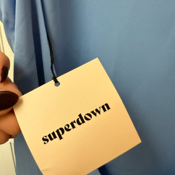 Superdown Light Blue Camisole Top - Picture 4 of 4